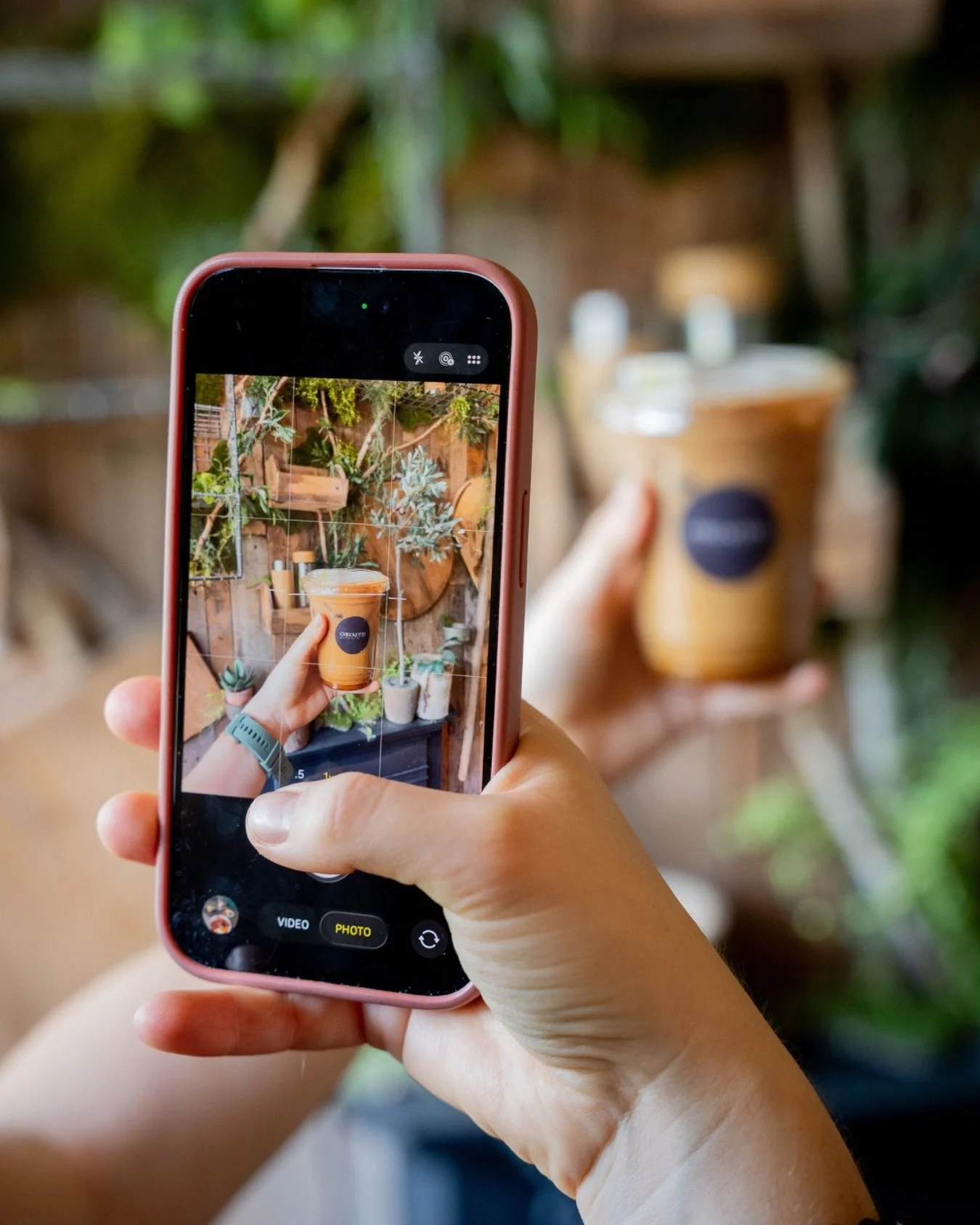 There&rsquo;s nothing better than cold coffee 🫶

Grab one to go and set off on the popular Ombersley waterfall walk 🌳 just ask our team for directions 👉

📍Checketts of Ombersley, Main Road, Ombersley