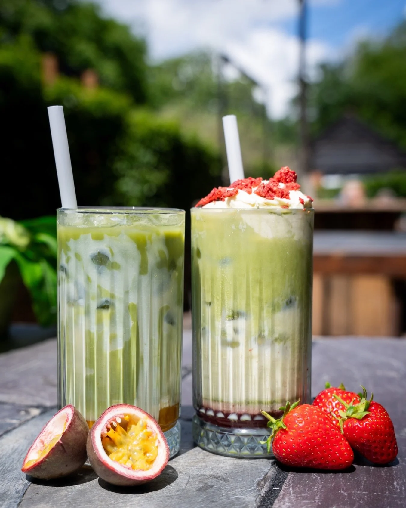 Have you tried our SUMMER Iced Matchas yet? 

Choose between ~ Passionfruit, White Chocolate &amp; Coconut or Strawberries &amp; Cream 🍓

Served all day, every day 🙌