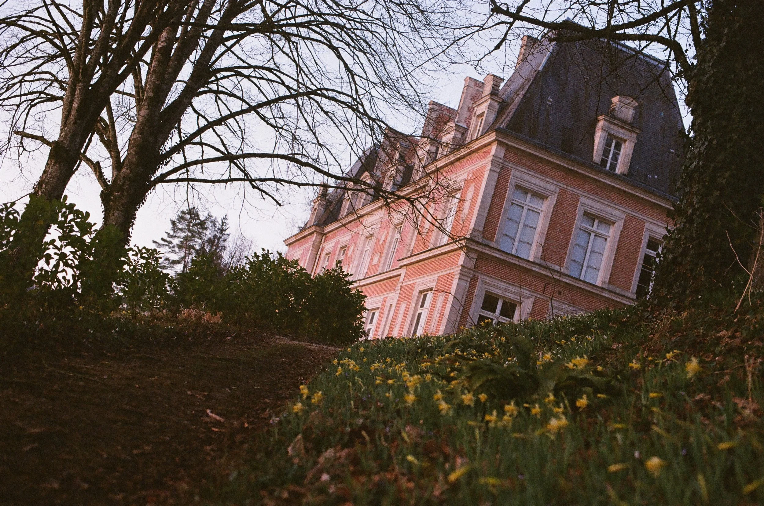 275030670014_15 2.JPG