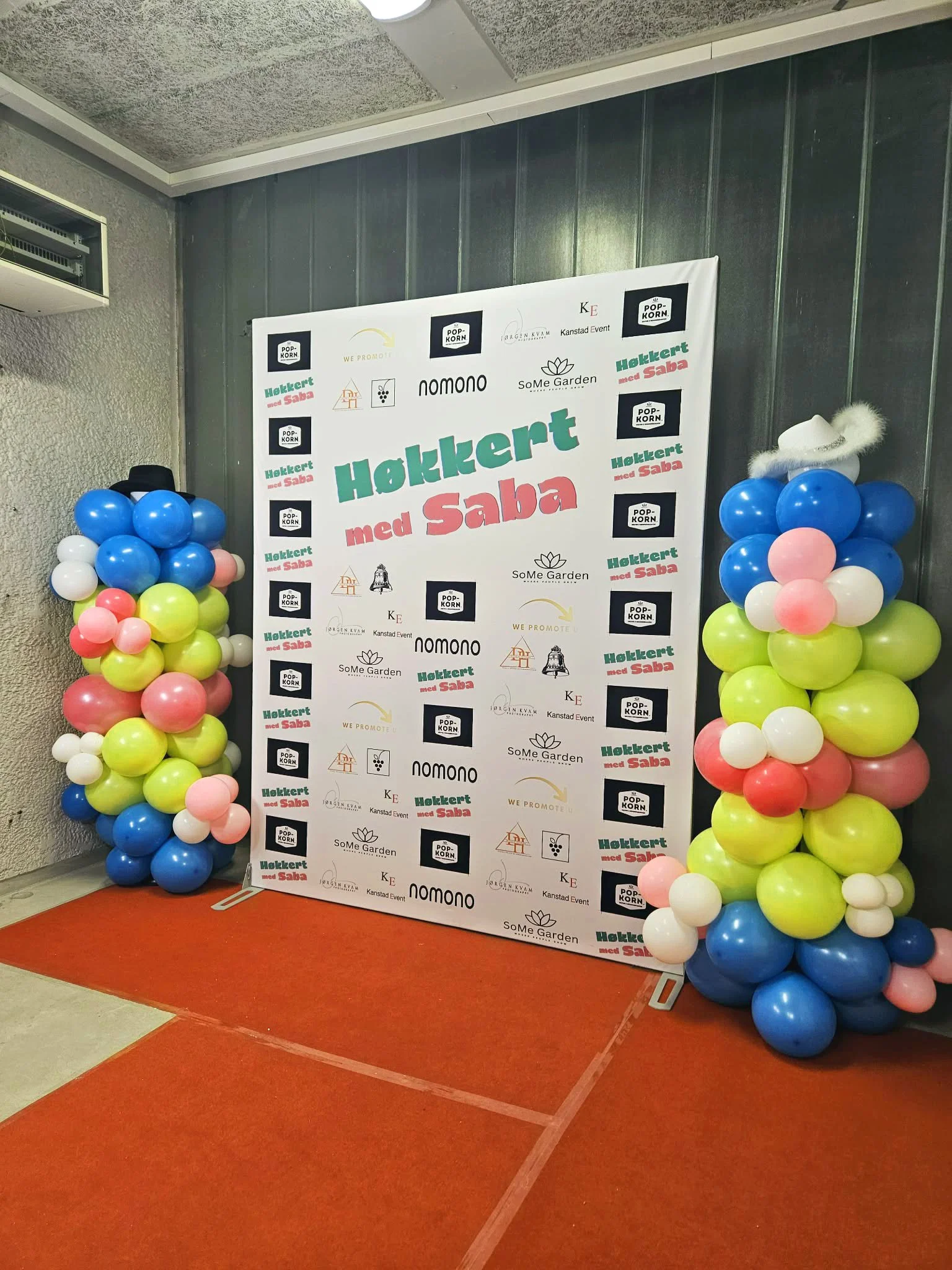 Ballongdekor Høkker med Saba