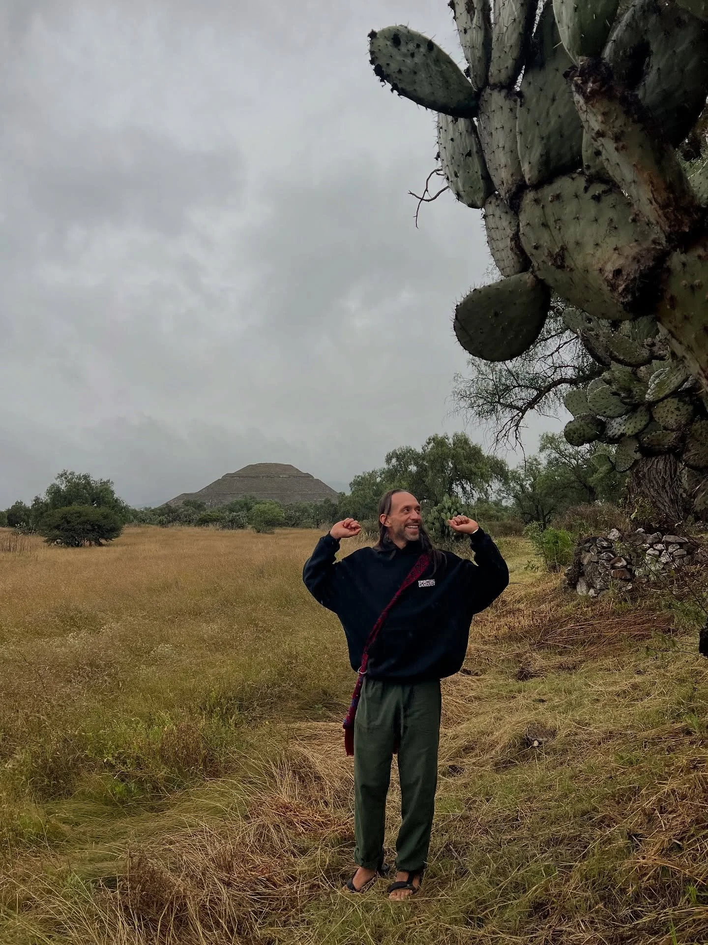 Another cycle around the Sun and what a journey this year has been.☀️ 
Honoring everything that is, will ever be in this life. 
My life here is for devotion to a higher path, not to feed the illusions. My truth is for those ones are ready for transce