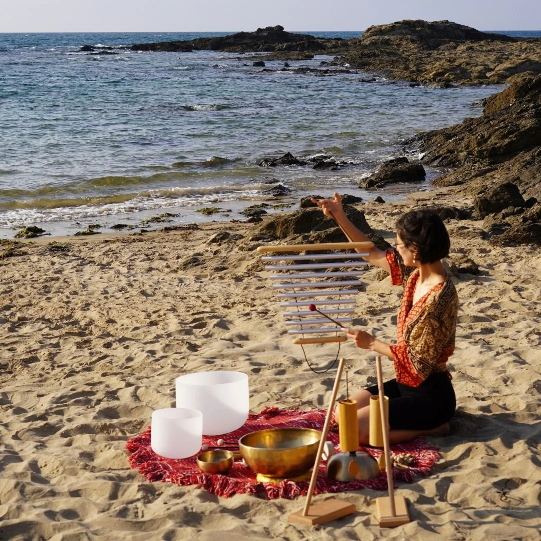 Bain sonore sur la plage