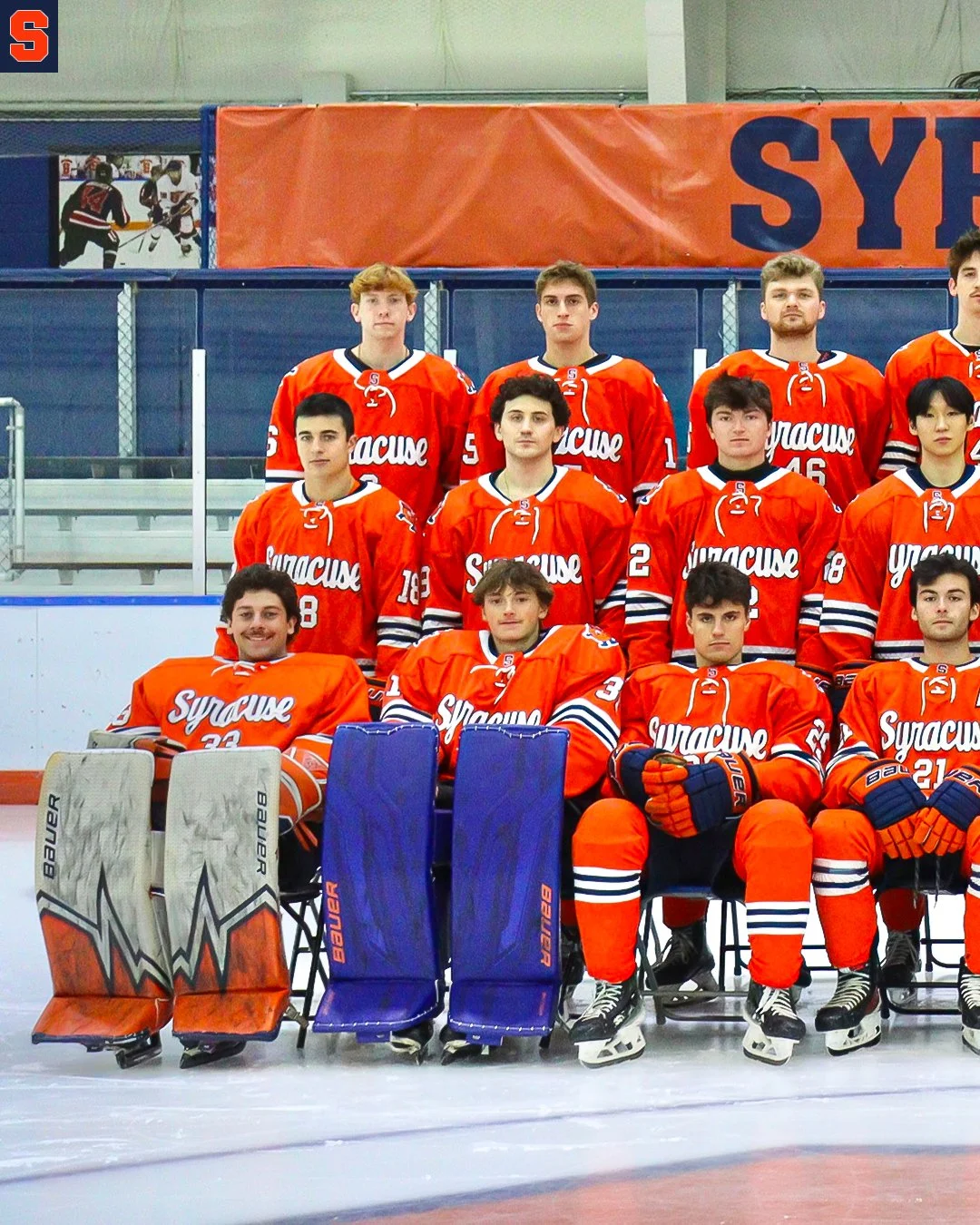 Ready for battle π
Syracuse Men's Hockey has set the roster for the 2025-26 season. For more information click the link in our bio!
#FOππ¨π¦πDπ