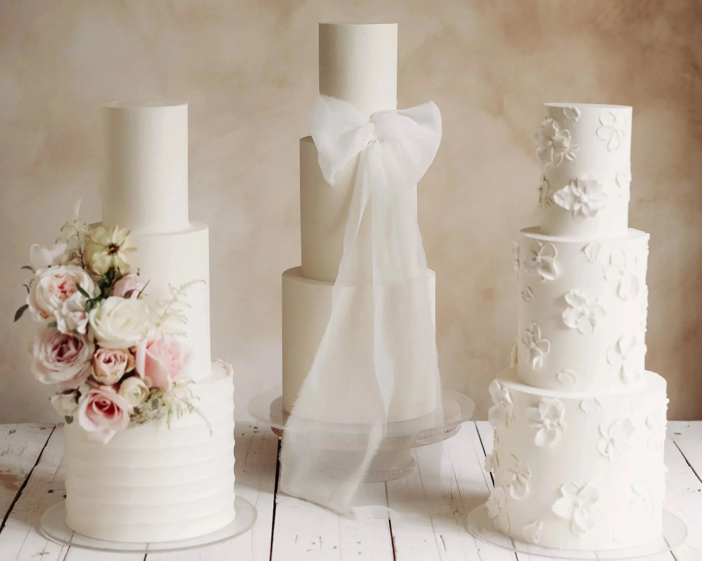 White Wedding Cakes made in Cambridgeshire