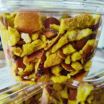 Maplebrook Honey Mustard and Onion Pretzels Arcade Snacks.png