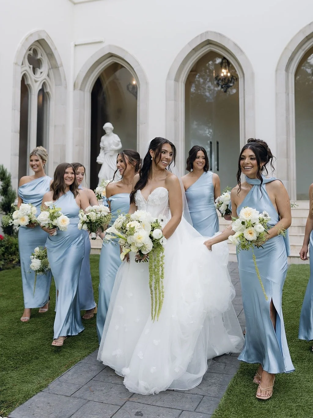 When you + your bridesmaids are a work of art 🦋💫

So grateful to design these gorgeous bouquets for Caitlyn &amp; Tom&rsquo;s perfect day at @chateaunouvelle! 🕊️

Photos by: @byjadelynzee