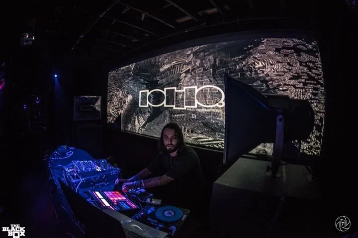 Photo: Dark Matter Photographs