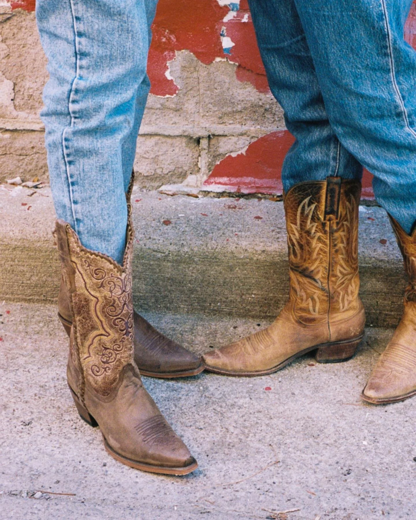 Our first ever sale starts NOW! Use code YEEHAW20 for 20% off your entire order until Monday, November 28 🏇🏇