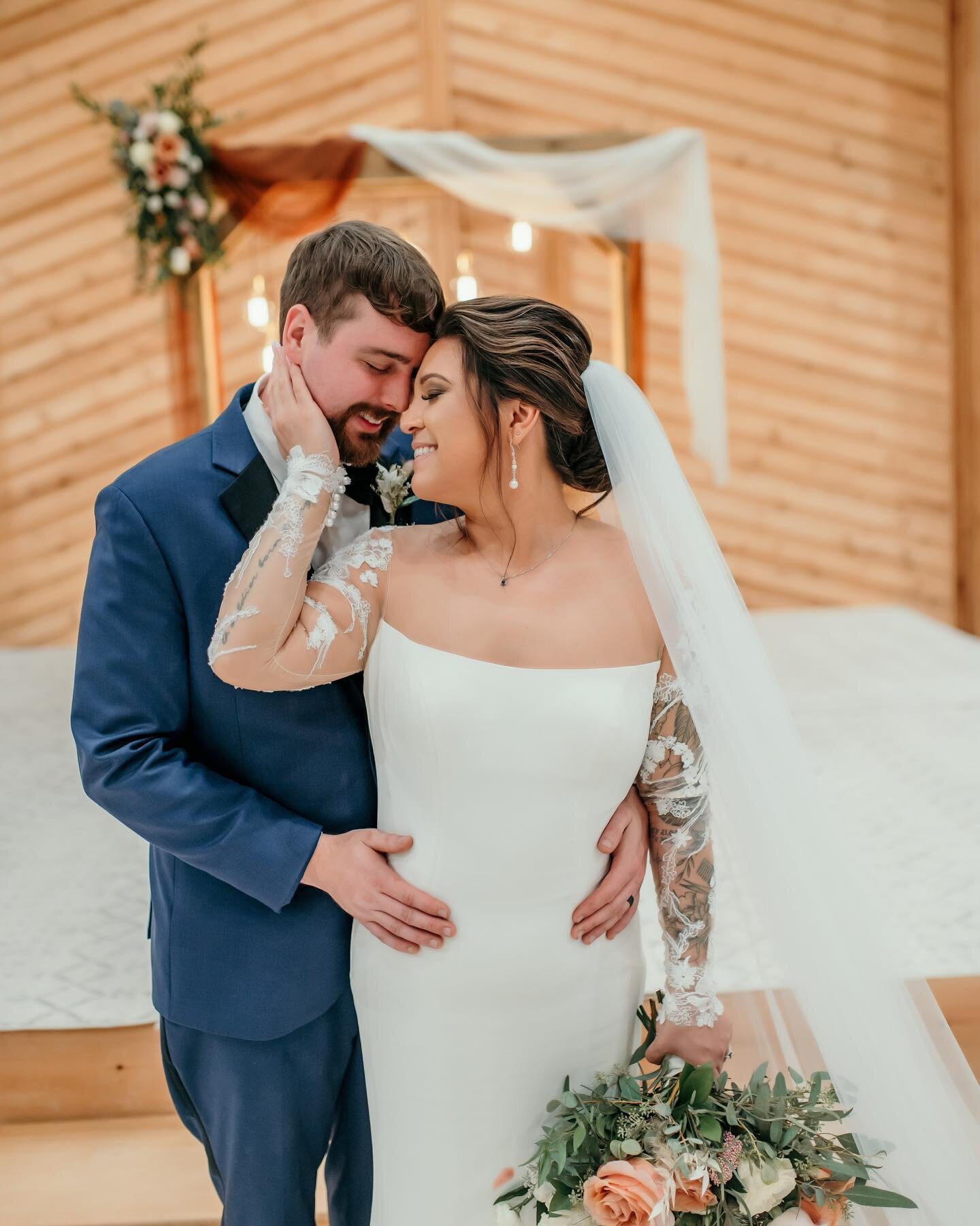 12.31.2022
&bull;
&bull;
Julia + Ryan 

We rang in the New Year with the best couple, along with their family and friends! Julia is a special one as she is one of our associate planners and being able to help make her wedding day dreams come true wil