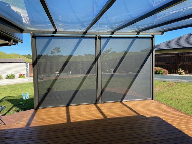 Easily and aesthetic installation of Ziptrak blinds.