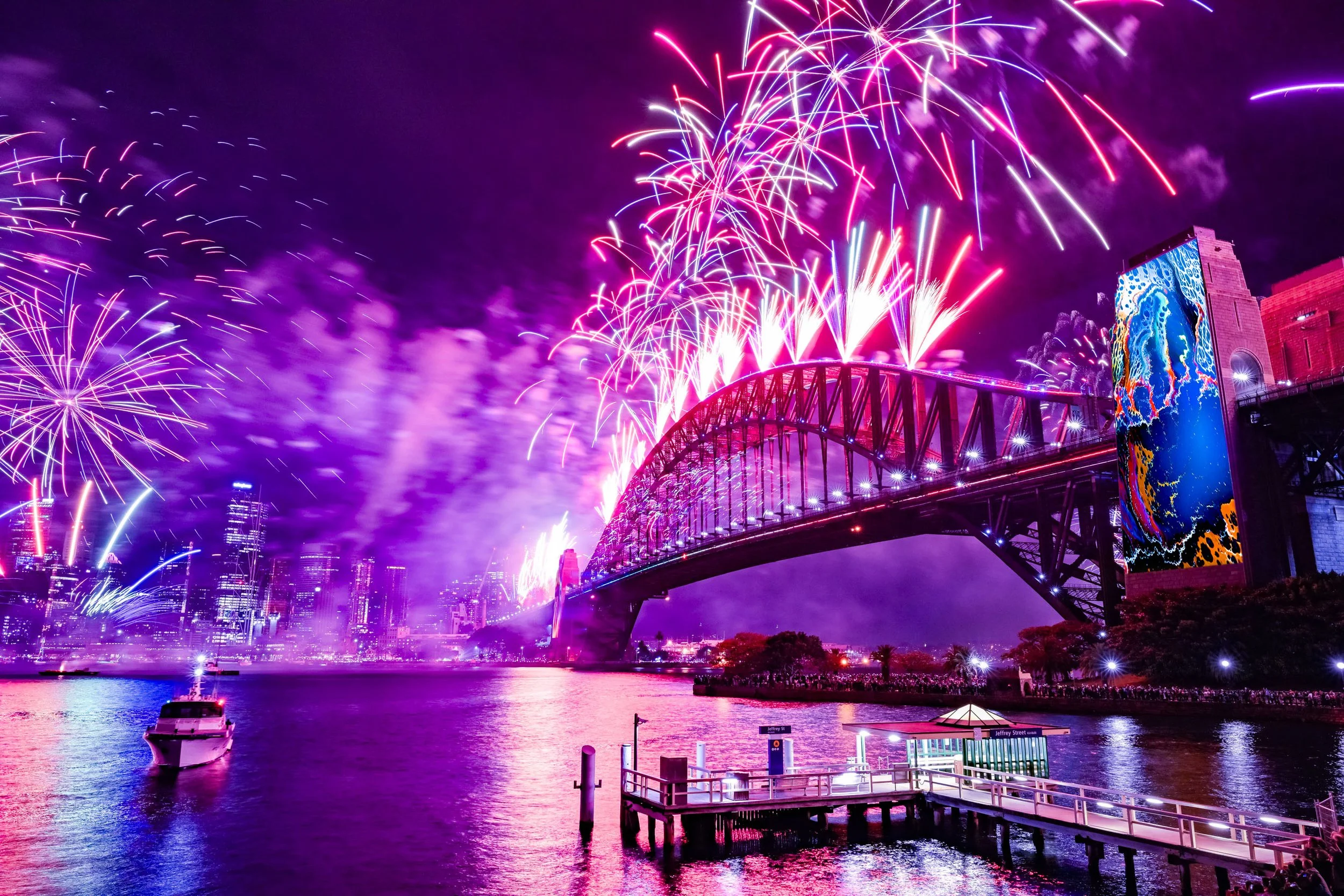 Sydney New Years Eve 2024- Pylon Projections