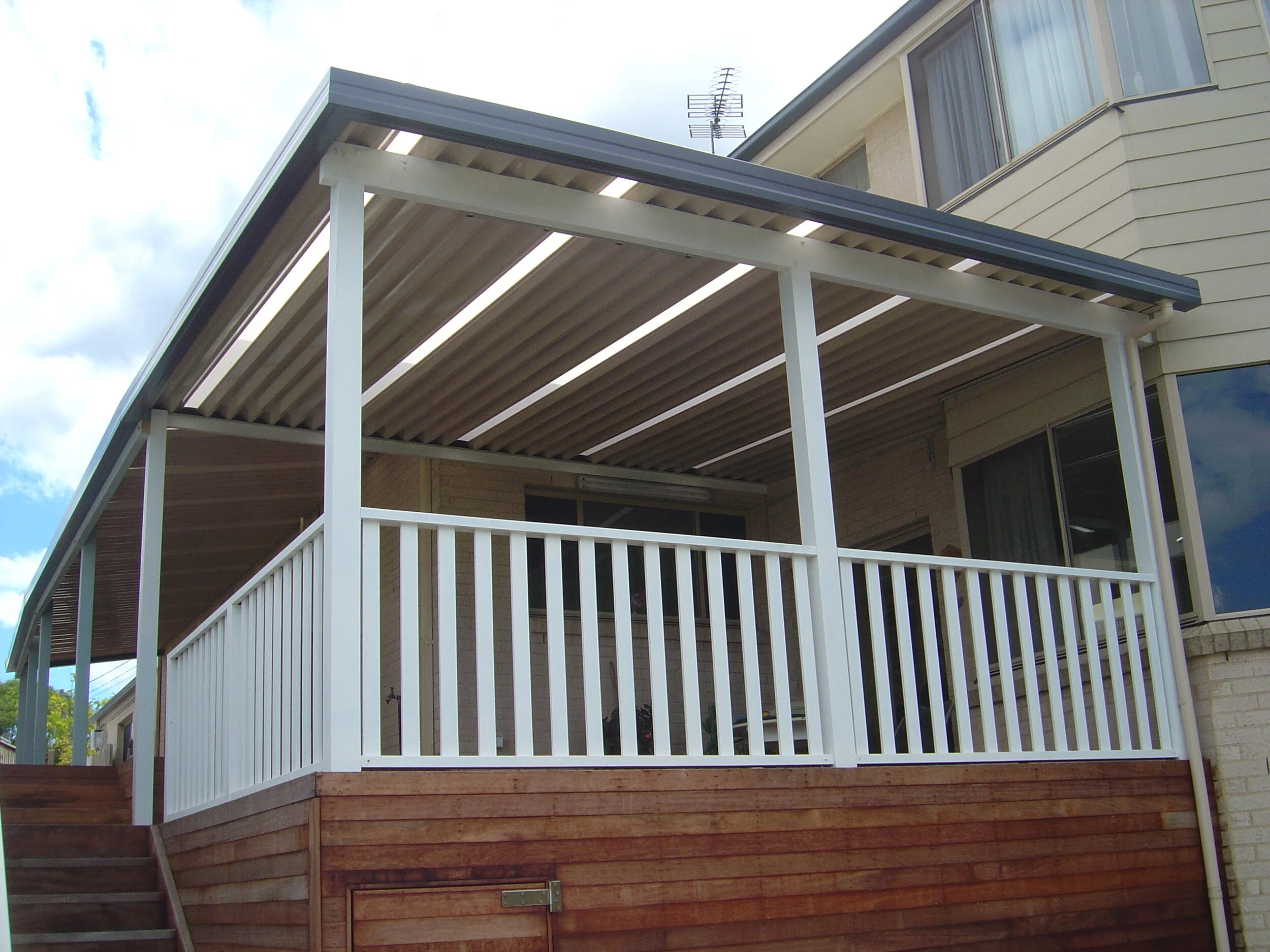 © Diamond Decks & Patios 2020