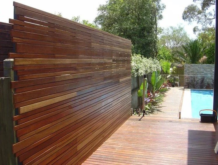 © Diamond Decks & Patios 2020