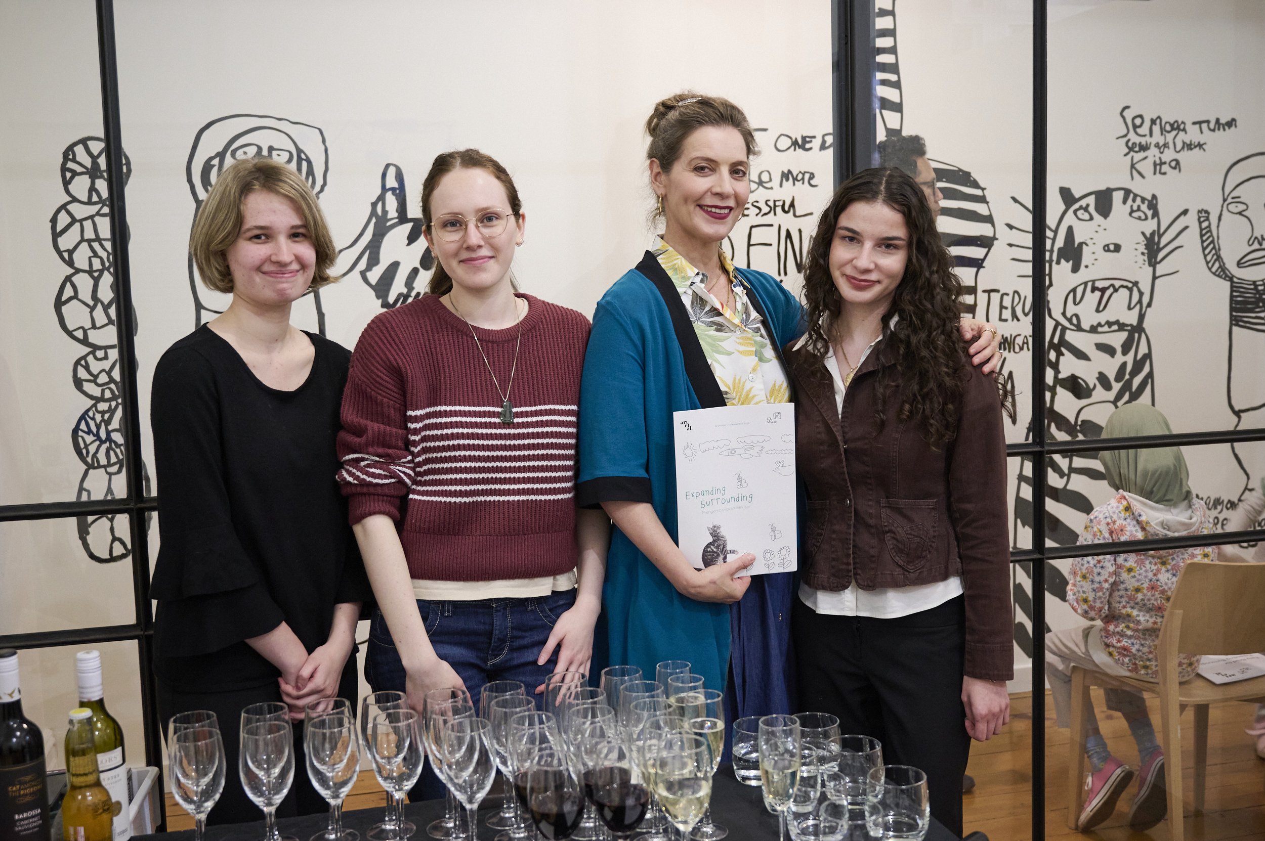 18102025_Jump Left_opening_280.jpg