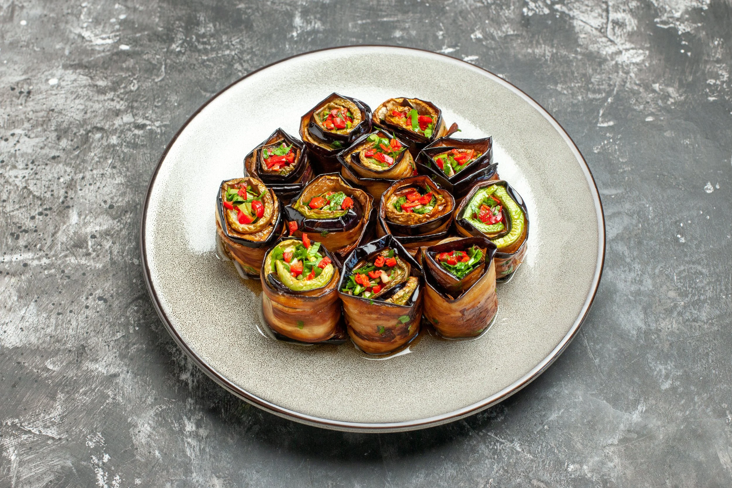 Gefüllte Auberginenrollen