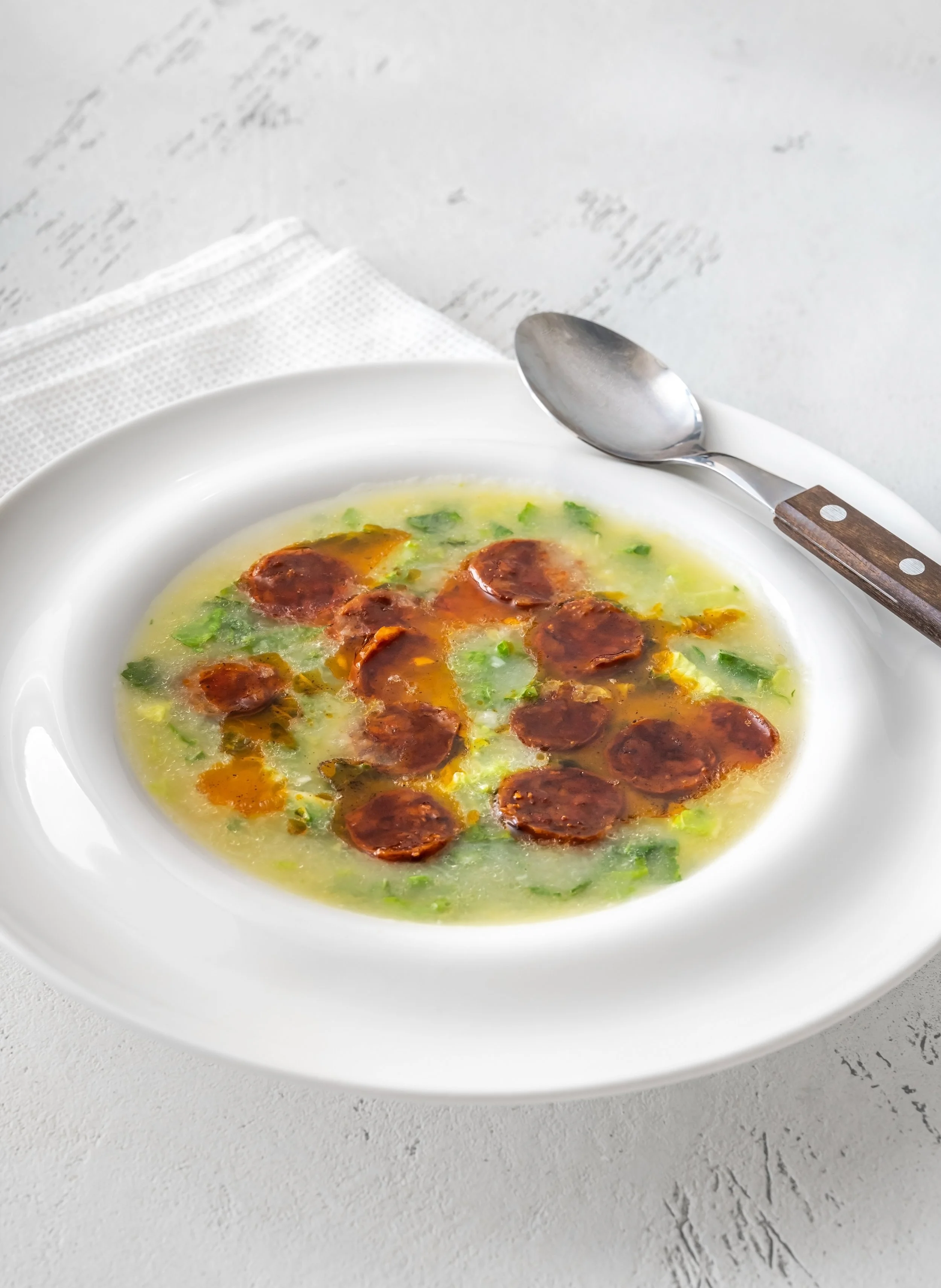 Portugiesische Kohlsuppe (Caldo Verde)