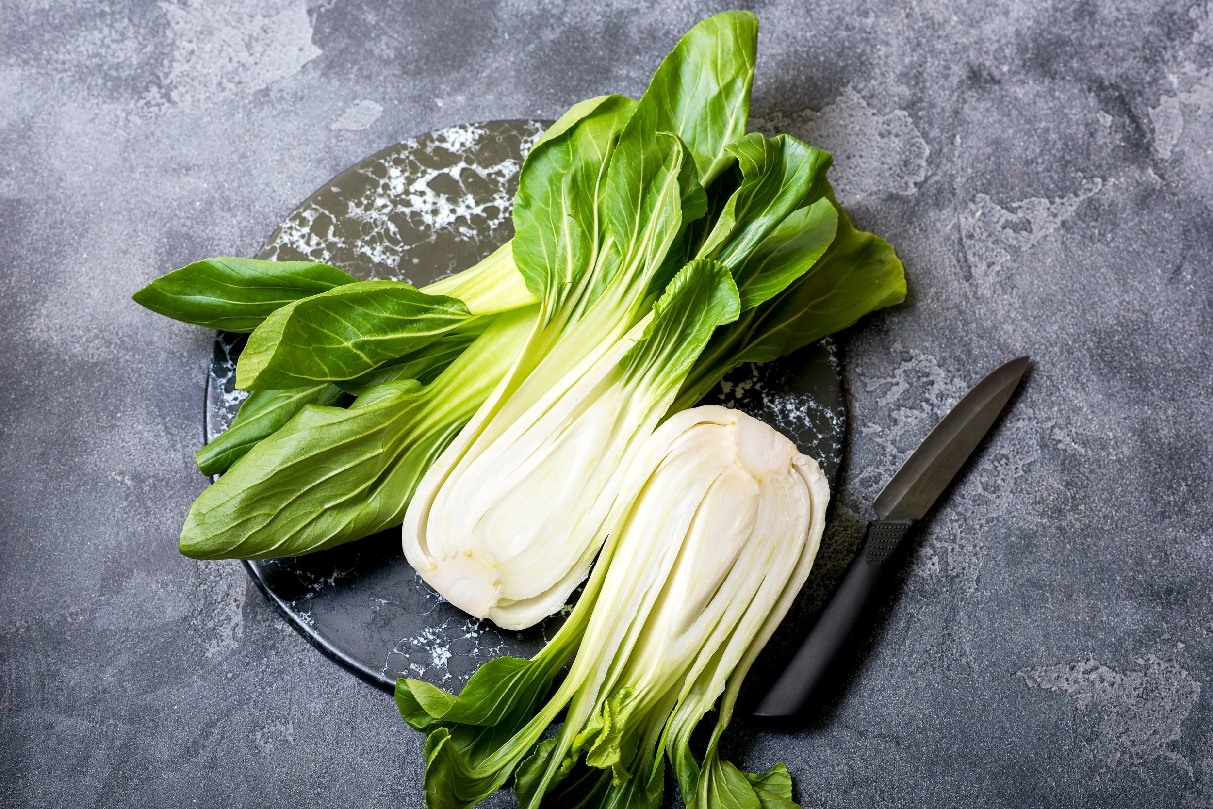 Gebratener Pak-Choi mit Käse