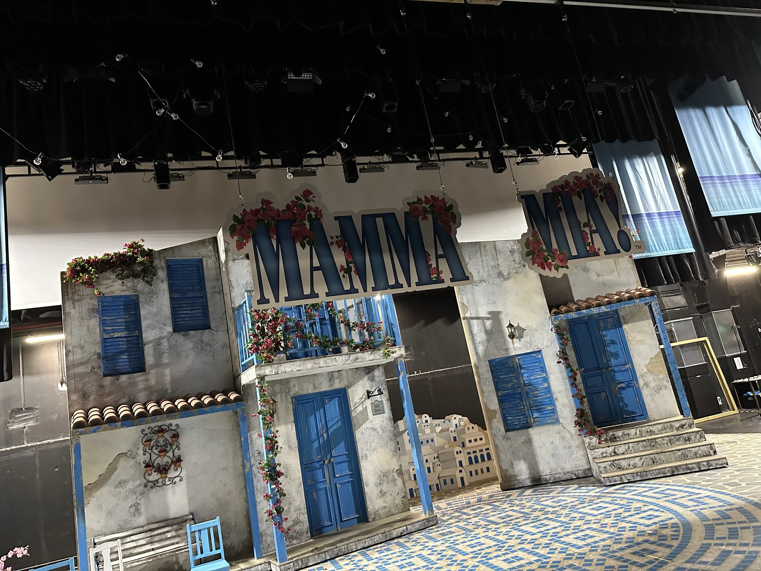 Set Construction | Mamma Mia ( Ivanhoe Grammar )(2025)