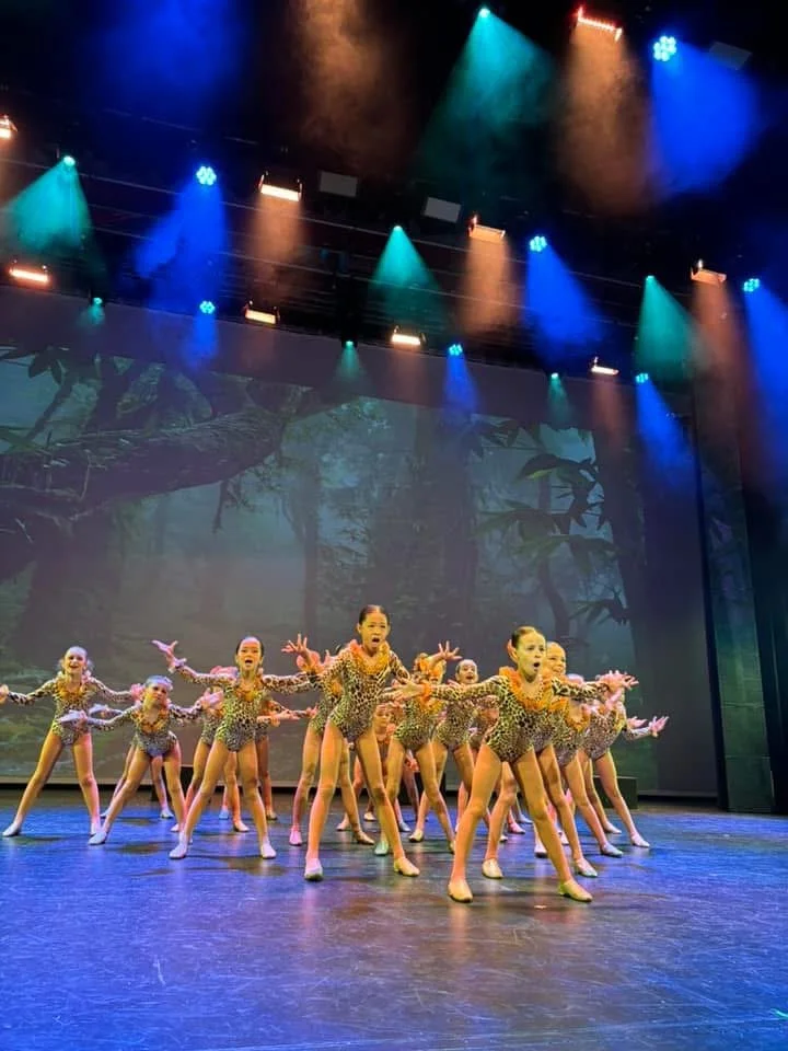 Lighting Design - Bev Palmer Elite Showcase