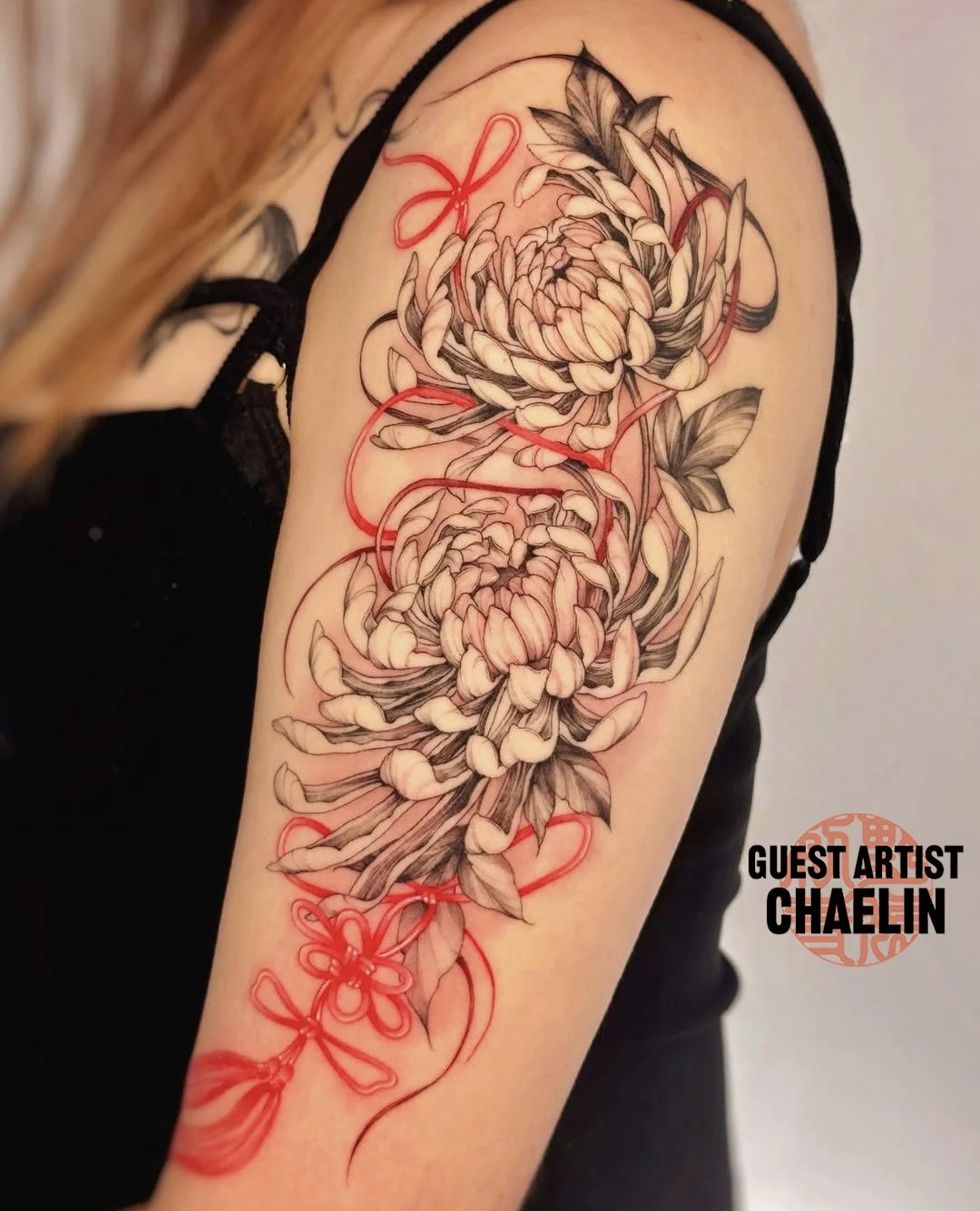 fine line chrysanthemum flower by Chaelin