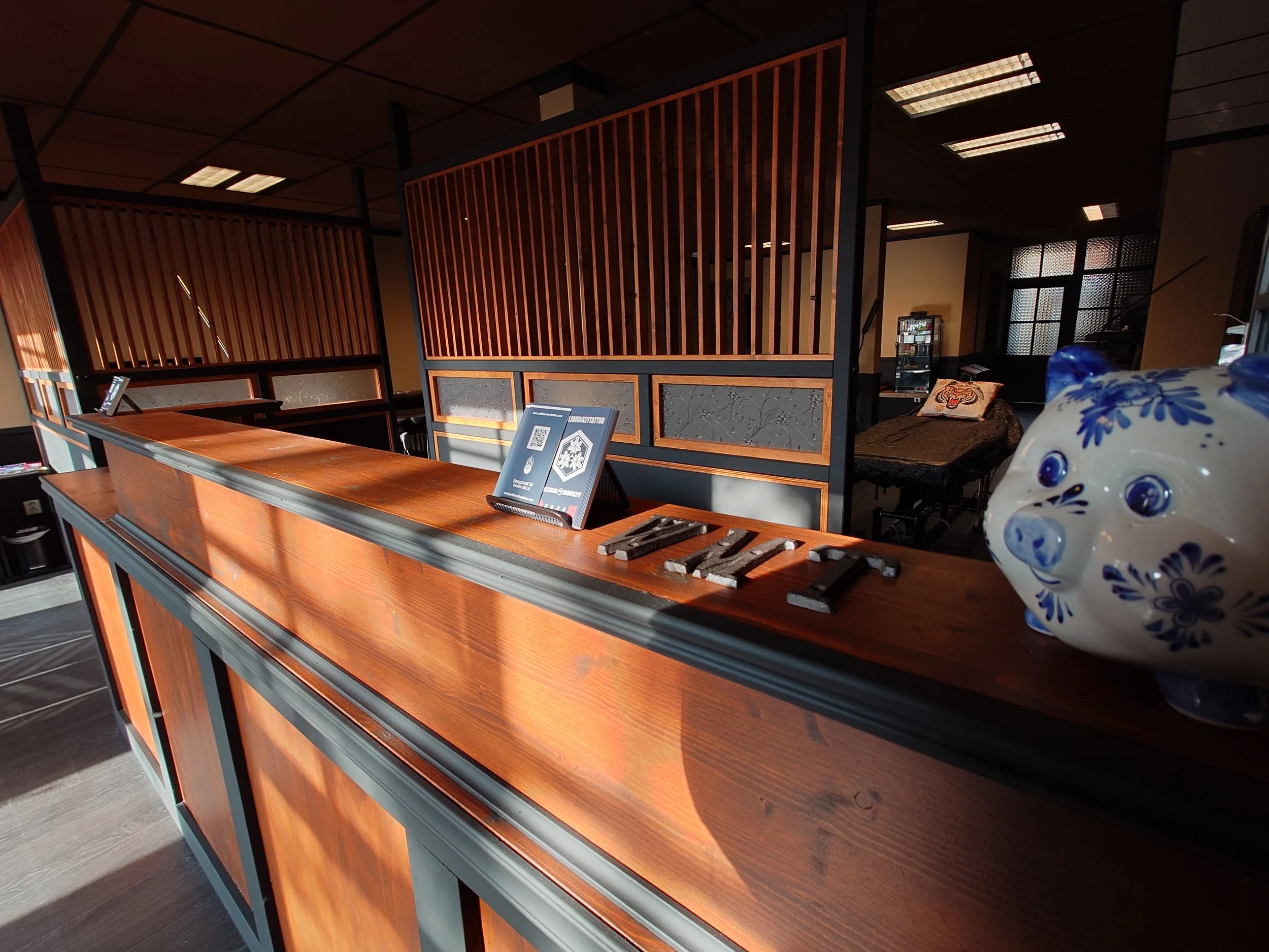 Zeugstraat 58 Gouda studio WILDMONKEYTATTOO