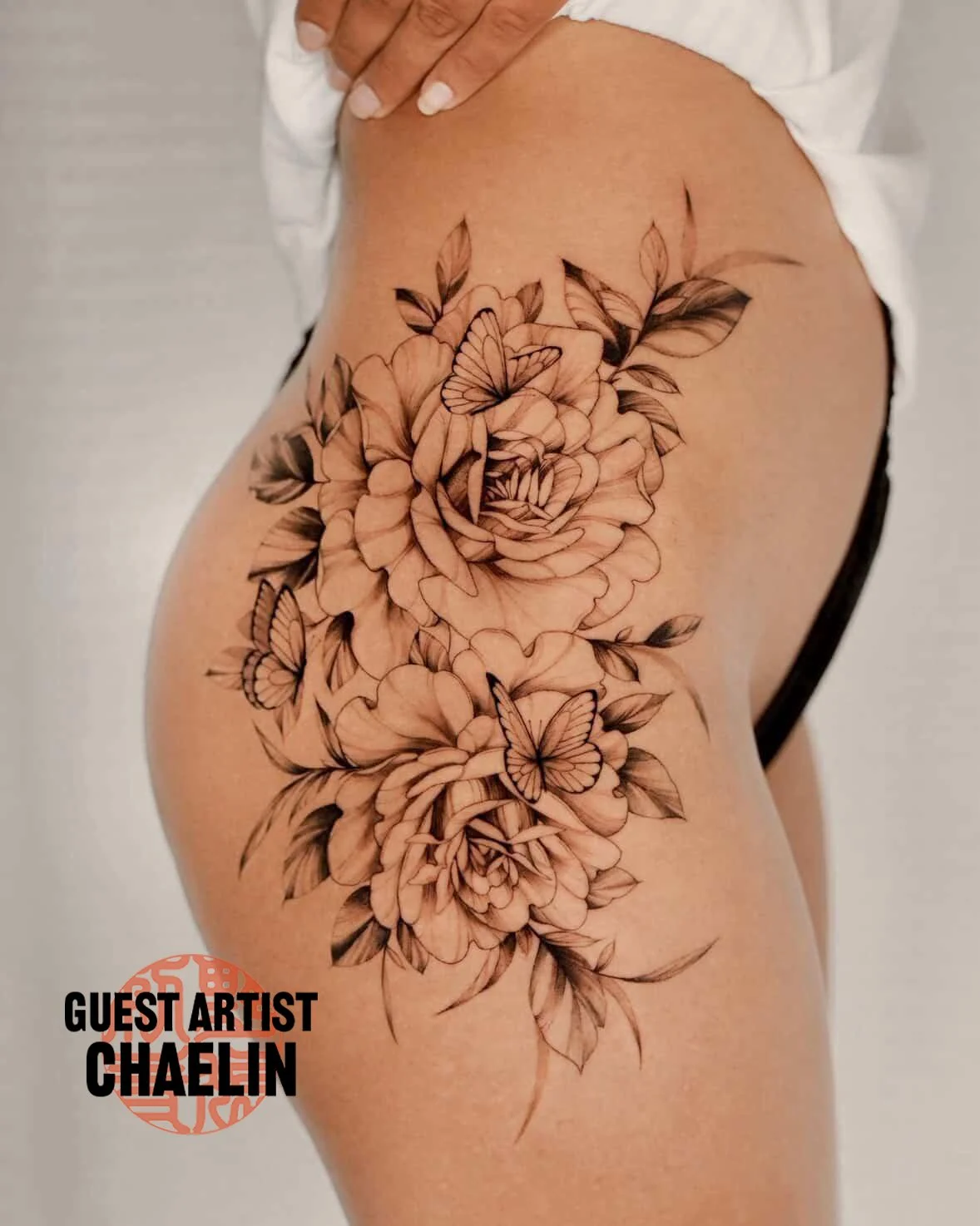 fine line flowers tattoo by Chaelin