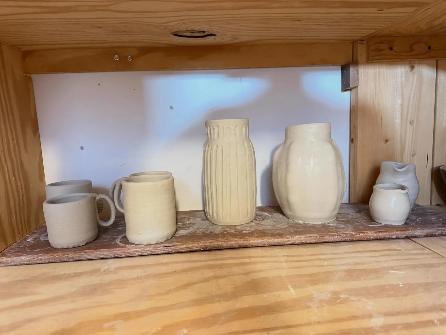 Quick morning session before 8 am🥰 #starpuddingfarm #ceramicart #vermontartist #throwingpots #ceramica