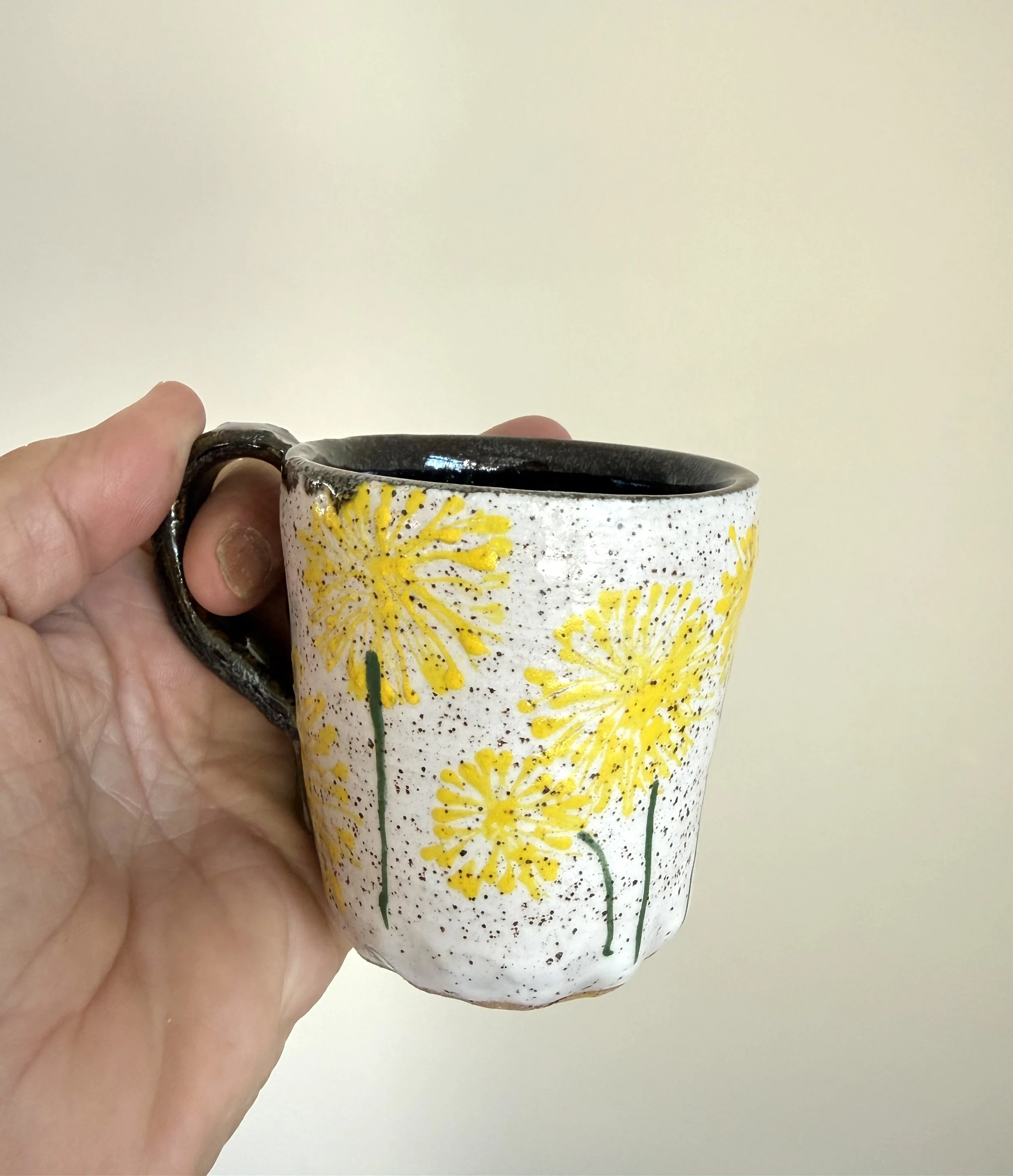 Lemon Yellow flowers on demitasse