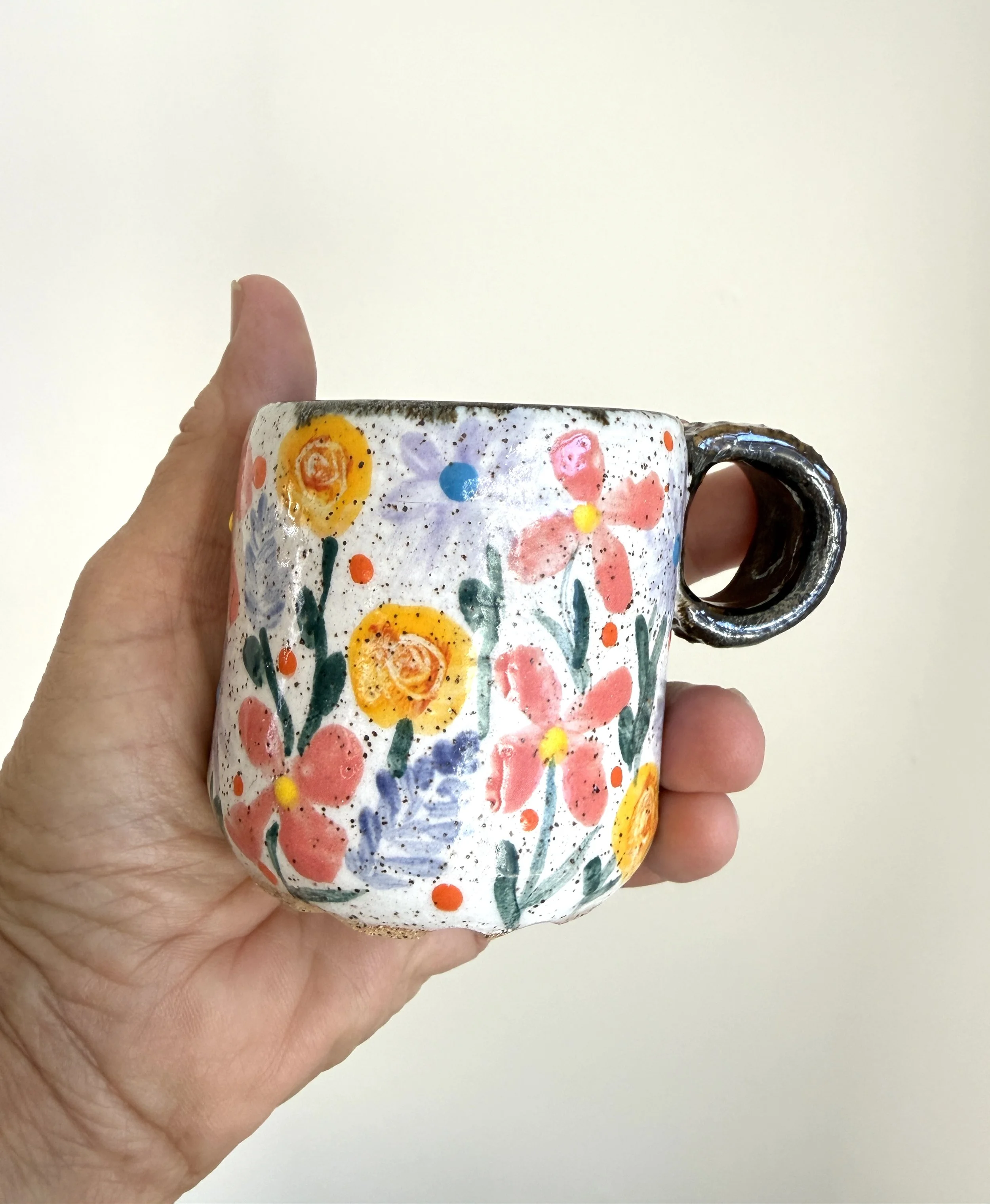 Botanical painting on demitasse