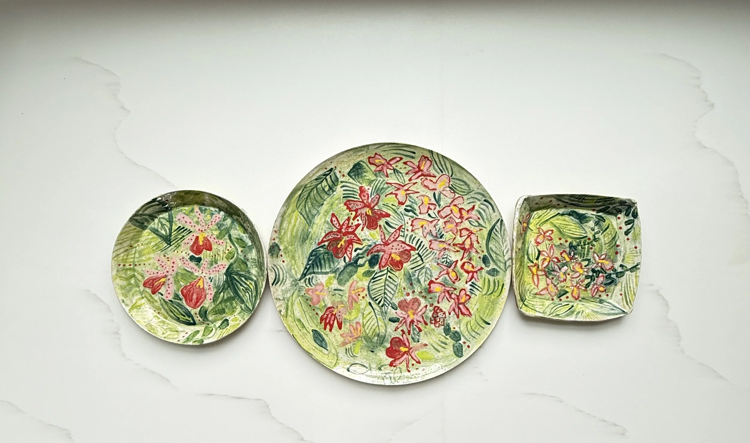 Tropical Orchid Dessert Plates with large Dinner Plate