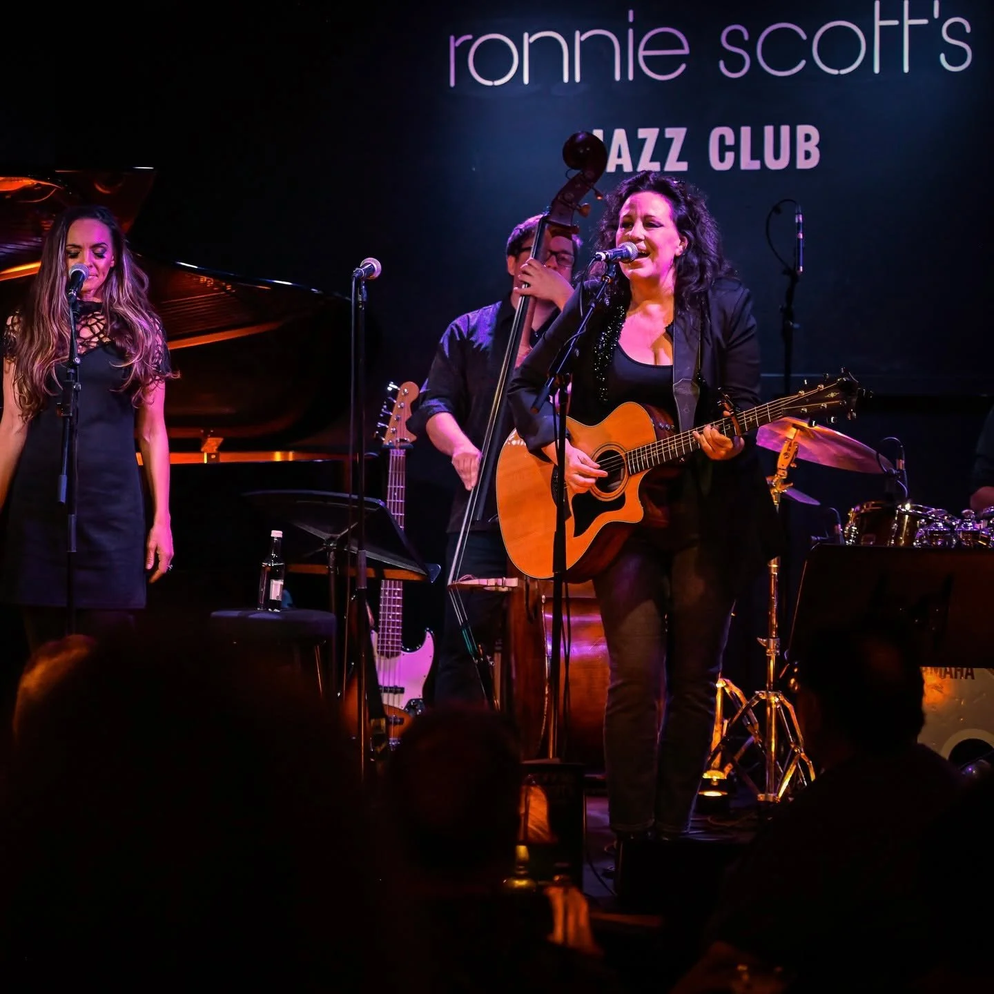 ACTIVATE YOUR CREATIVE POWER 2026 💥

FREE - Sunday 11th Jan, entrepreneur, coach + artist @dannielucarr and I are delivering an interactive workshop for women who are ready to get out of their own way and make 2026 the year they create a signature b