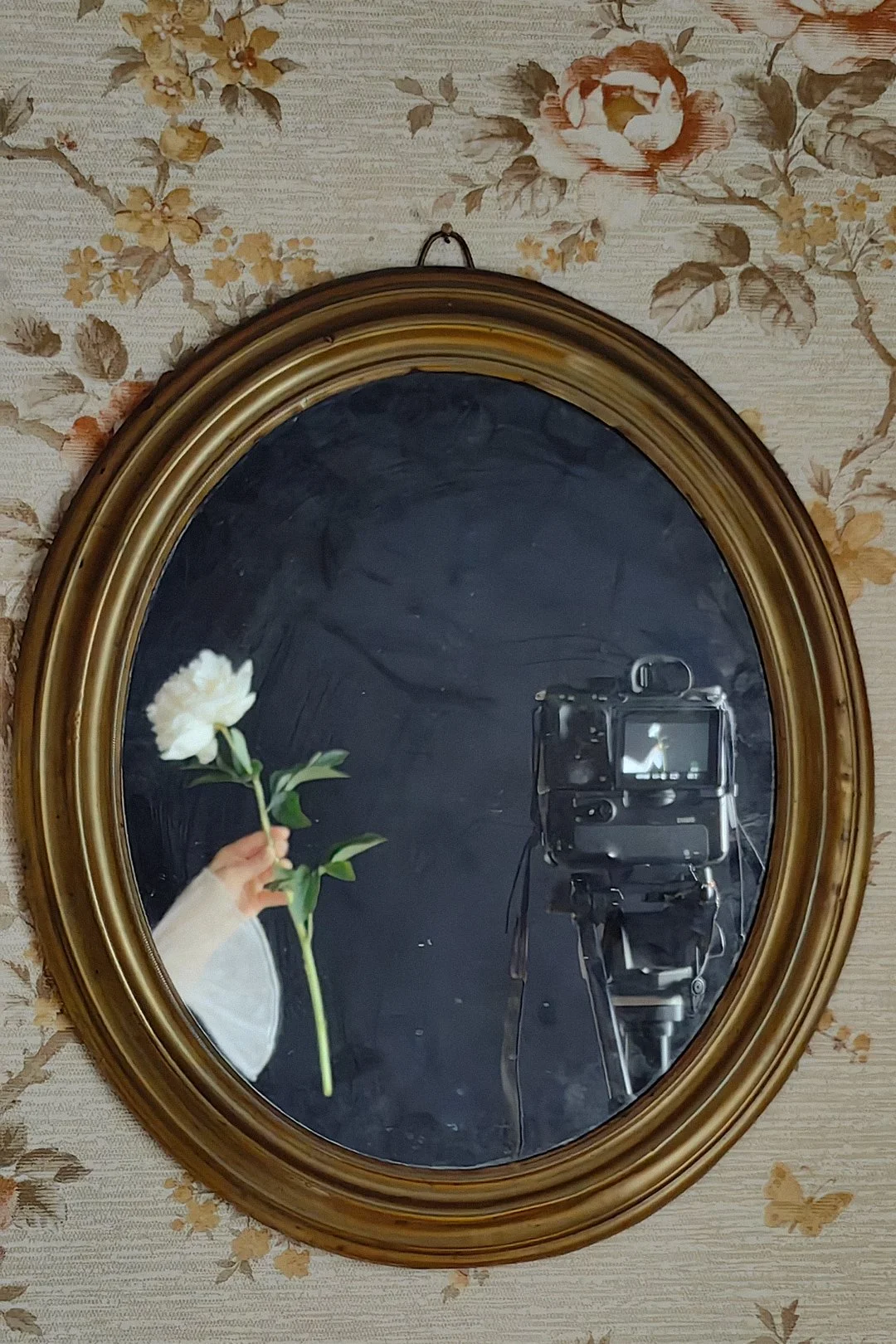 Vivienne Mok Photography - Backstage