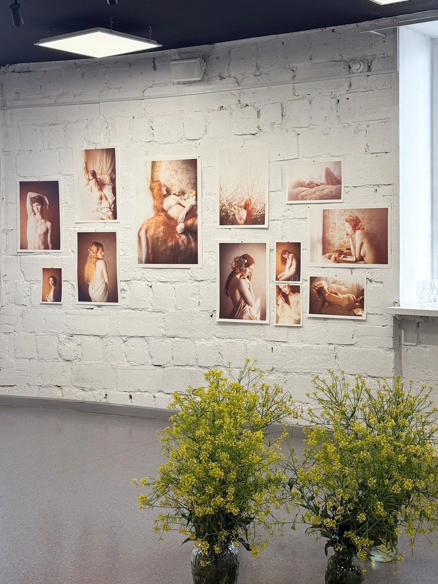 Vivienne Mok - Visions of Flora