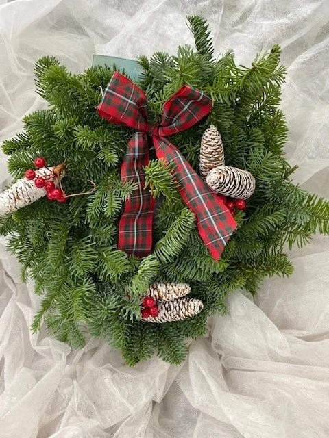 Merry Tartan Wreath 8 inch.jpg