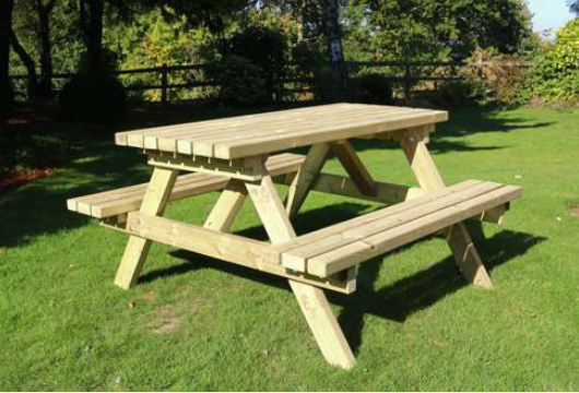 Deluxe Picnic Table 6 Seater