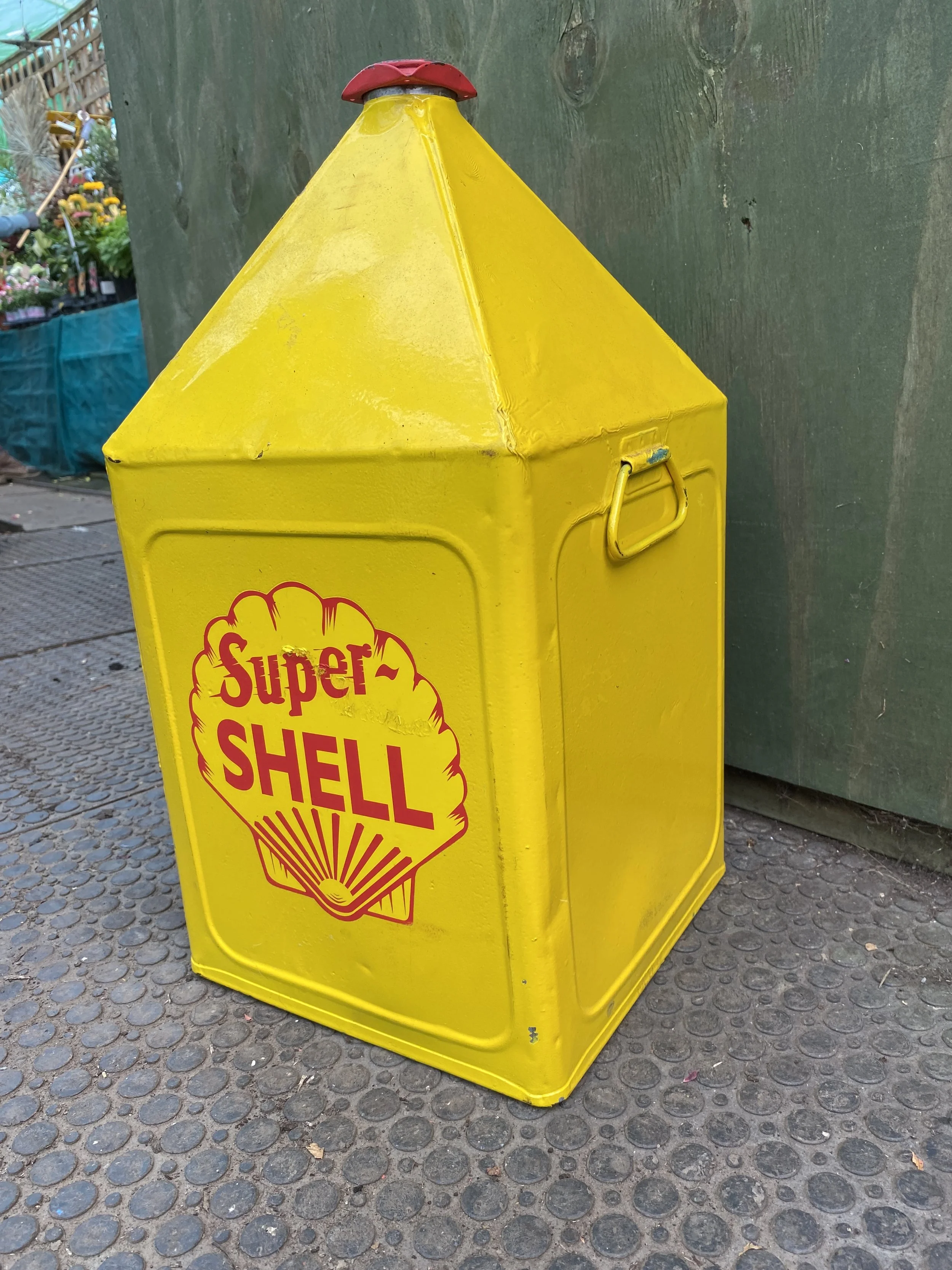 Reproduction Super Shell Oil Can