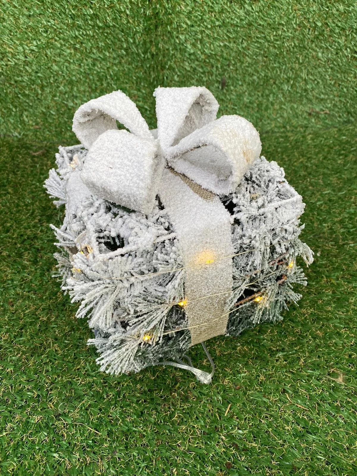 Christmas Box with LED lights, 17cm