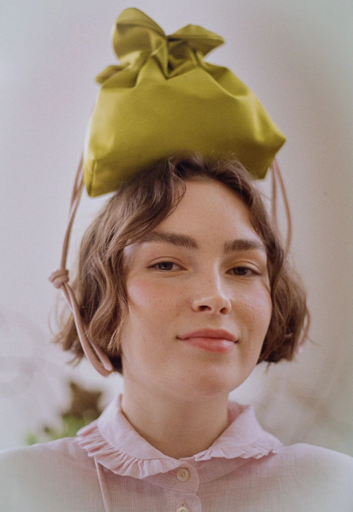 Baby Petal Cinch Lime Satin