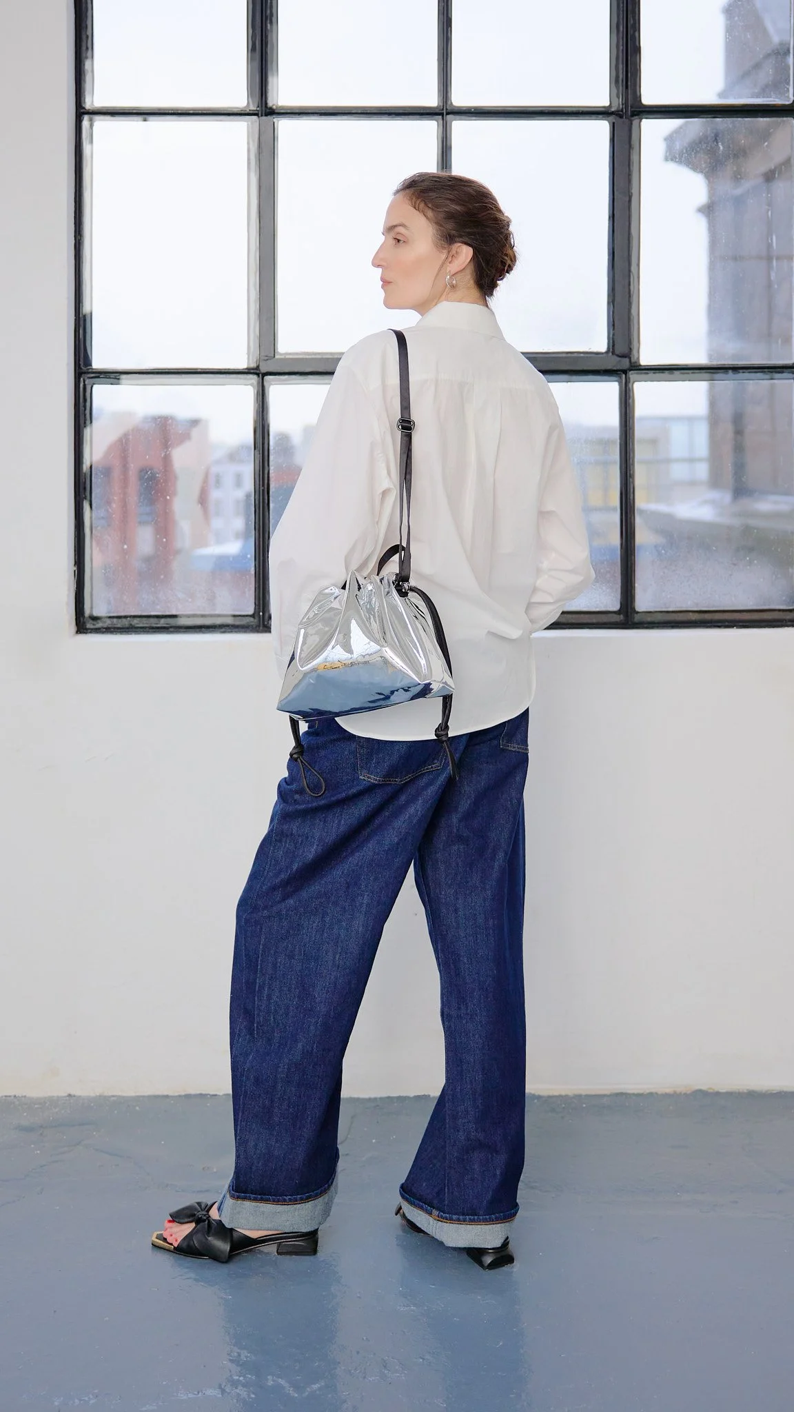 Scrunch bag mirror silver