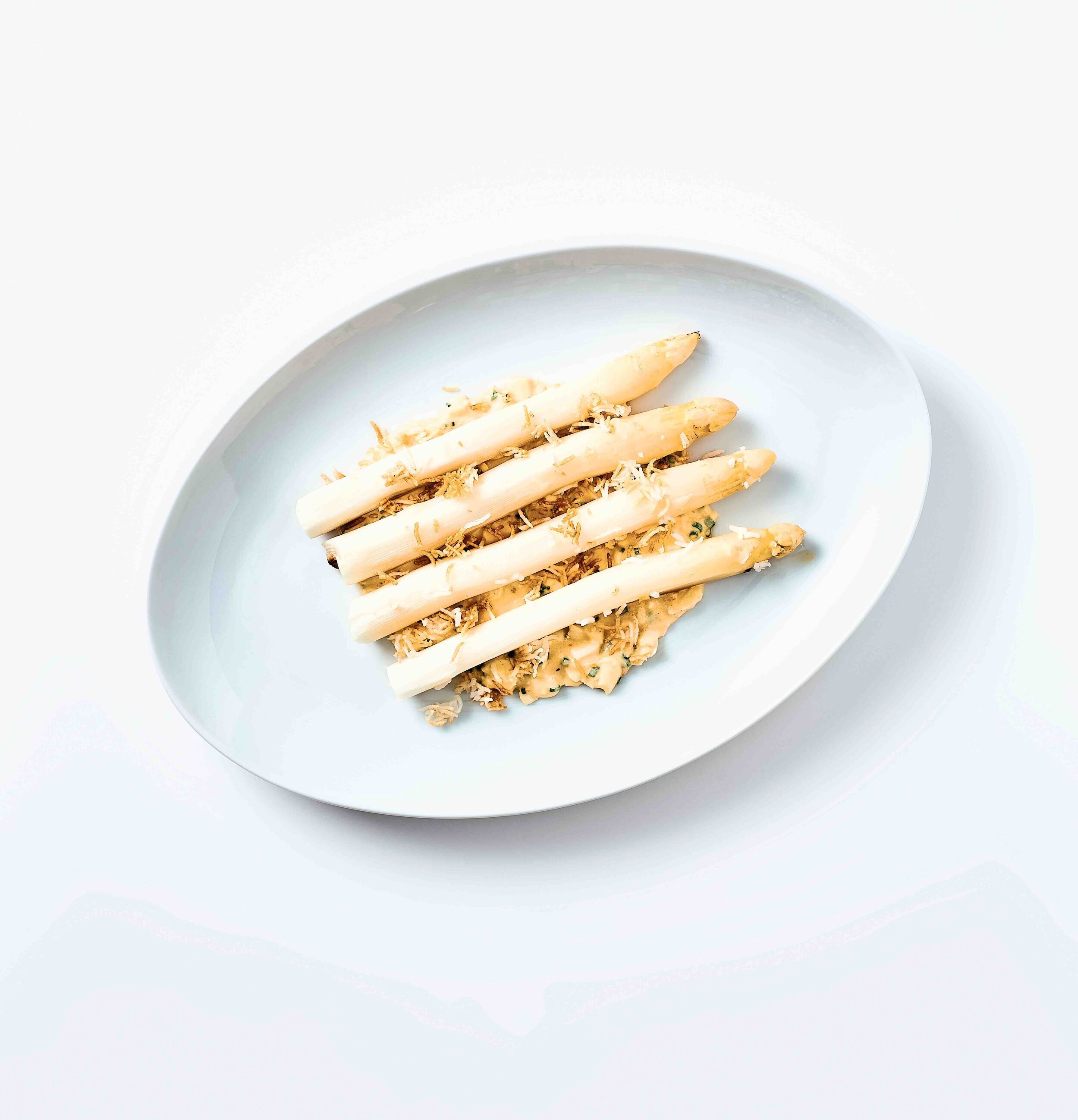 ASPERGES+BLANCHES+CUITES+DANS+DU+RIZ+%C2%A9Nicolas+Lobbestael+%40Hachette.jpg