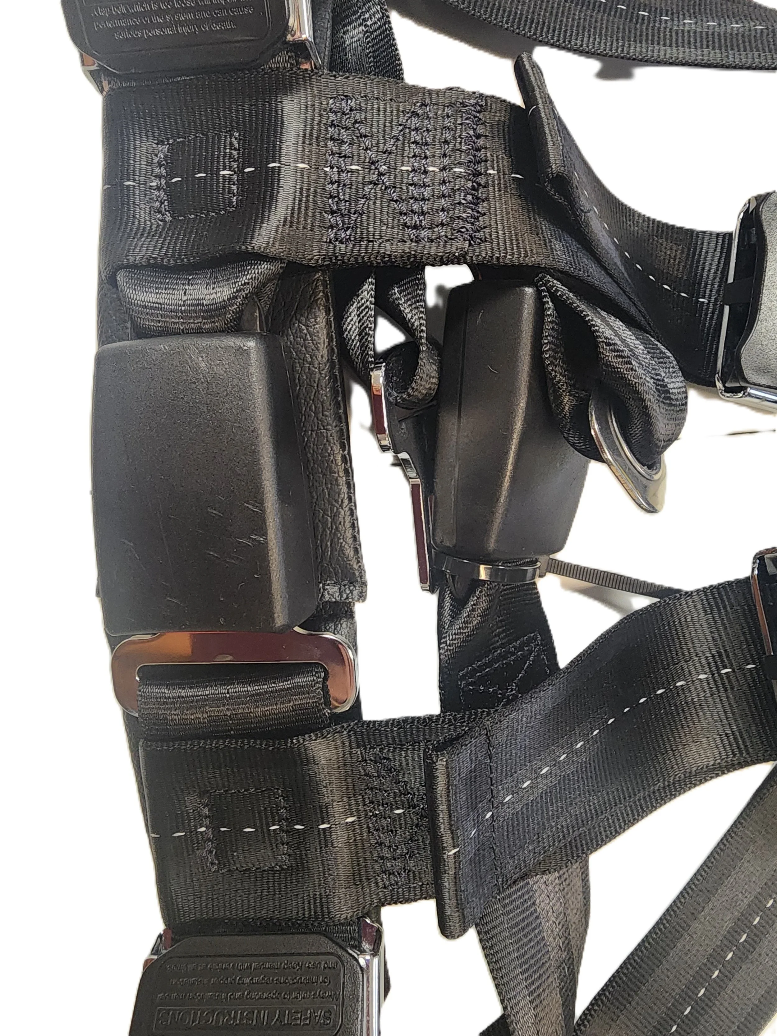 schroth-Quick-Fit-tuning-harness-ack showroom buckle detail 1.jpg