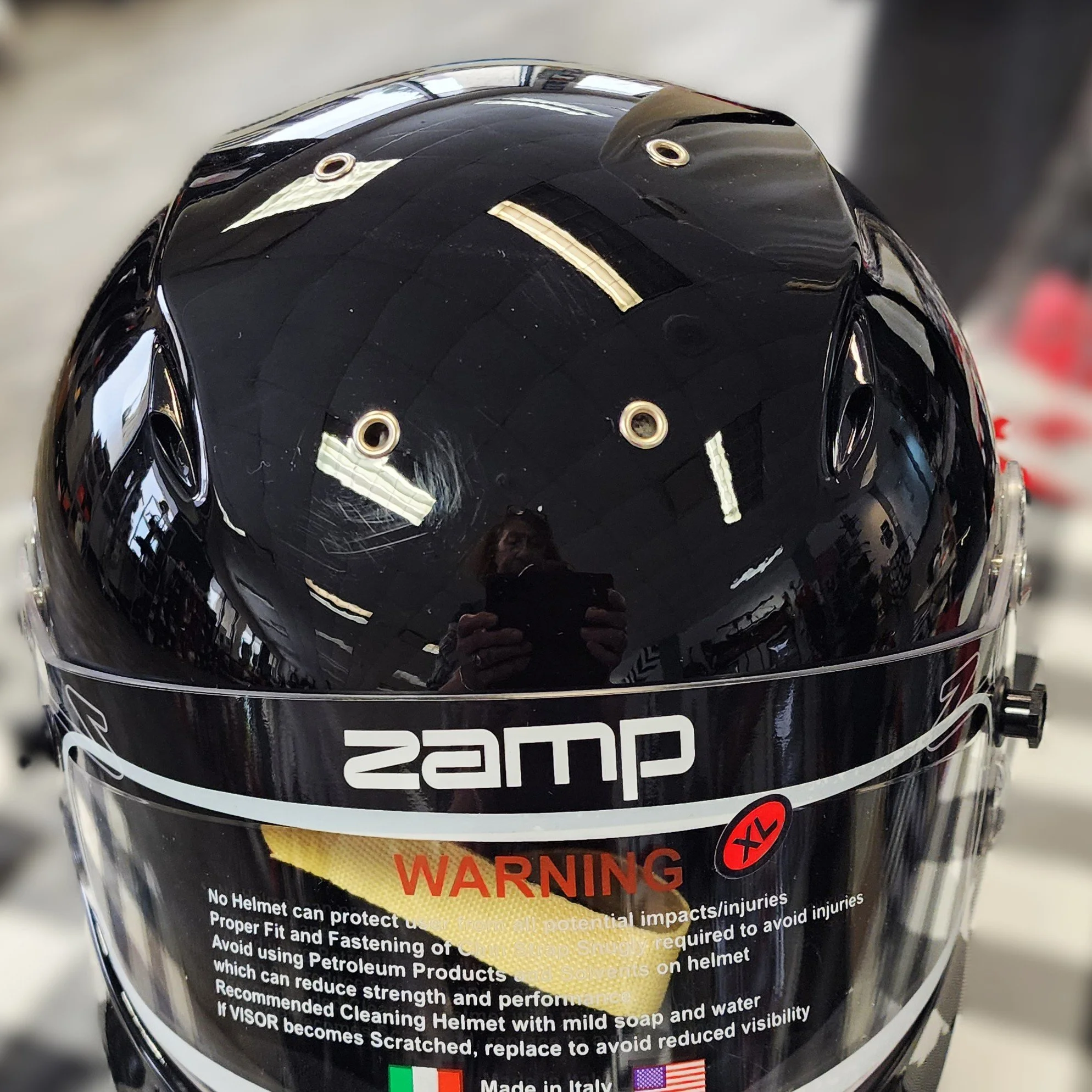 ZR-72 black gloss xl top detail 1