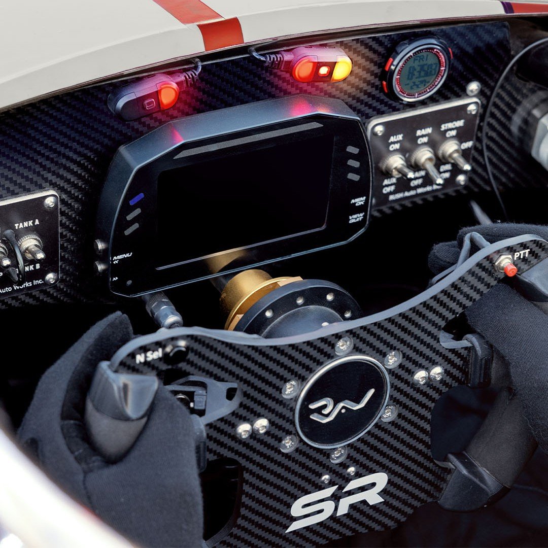 cockpit steering wheel sq 1.jpg