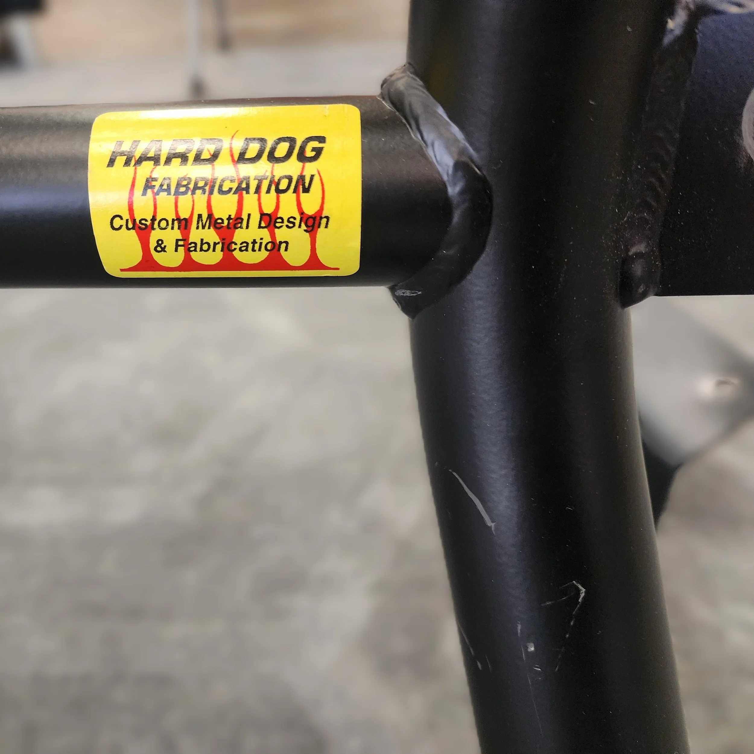 Hard dog 1 detail sq tag 1