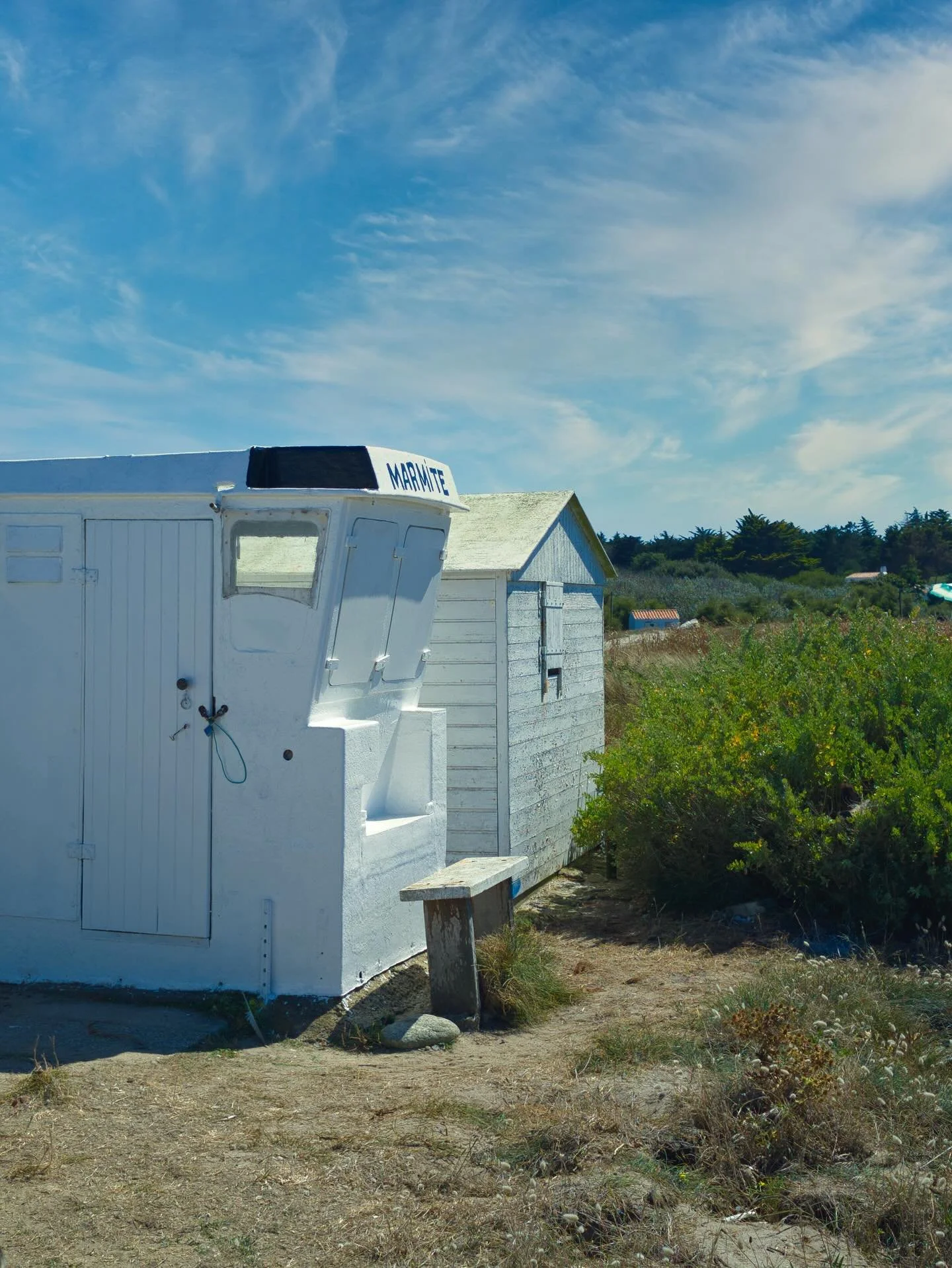 - The little cabin II -

Google Pixel 9 Pro XL / Edited on Mac mini M4

#landscape #landscapephotography #coast #wildcoast #dune #sea #flora #seascape #wave #mer #photographie #paysage #cote #cotesauvage #fleur #tourisme #vendee #vendeetourisme #iled