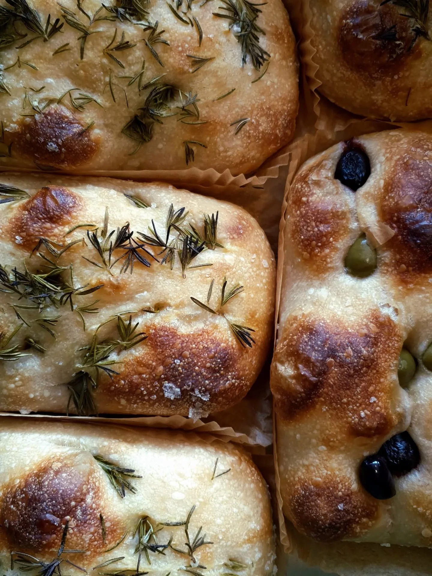 It&rsquo;s Real Bread Week 🍞✨

Created by @realbreadcampaign, shining a light on bread that&rsquo;s better for us, our communities, and the planet 🌍

Real bread simply means no artificial additives &ndash; yet it&rsquo;s surprisingly rare. Most sup