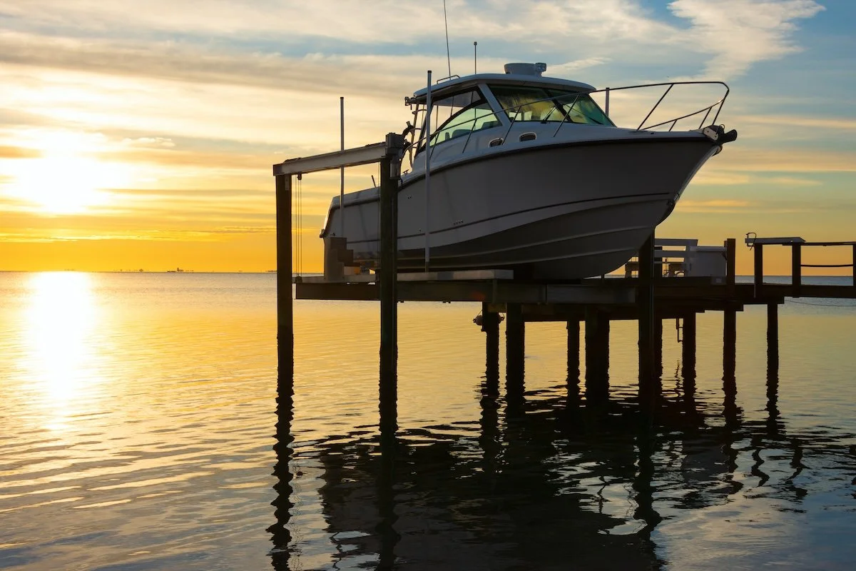 Expert Boat Lift Solutions for Florida’s Panhandle