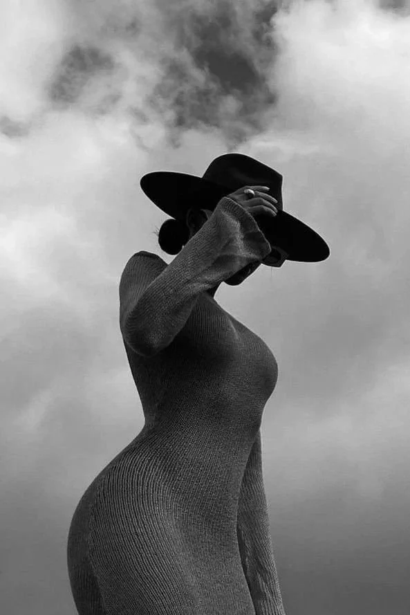  Negotiating With My Own Knowing: