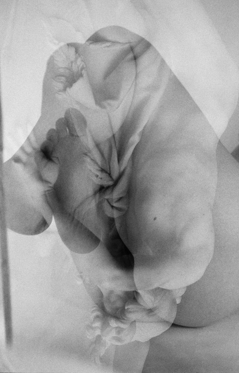 Touching_Lina_Scheynius - 9 of 40.jpeg