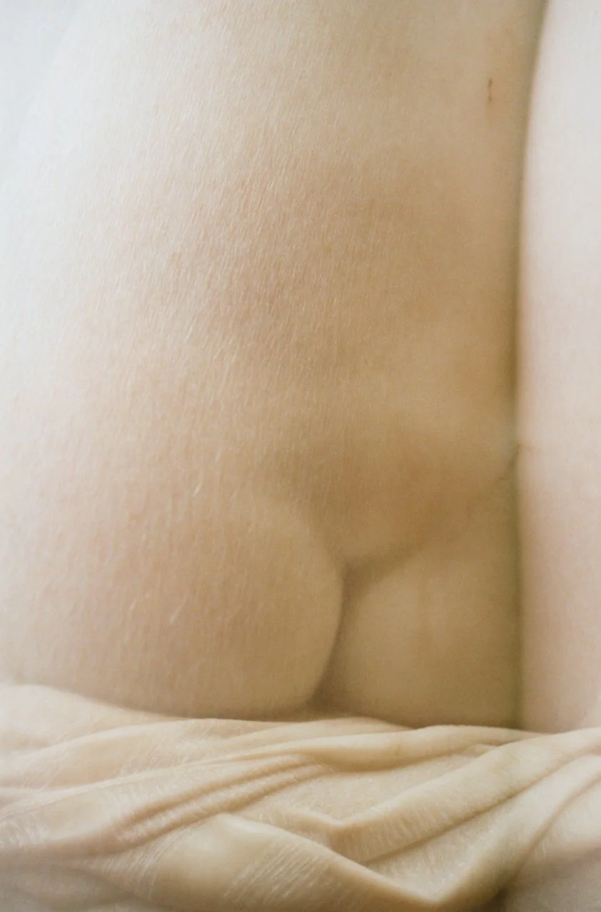 Touching_Lina_Scheynius - 10 of 40.jpeg